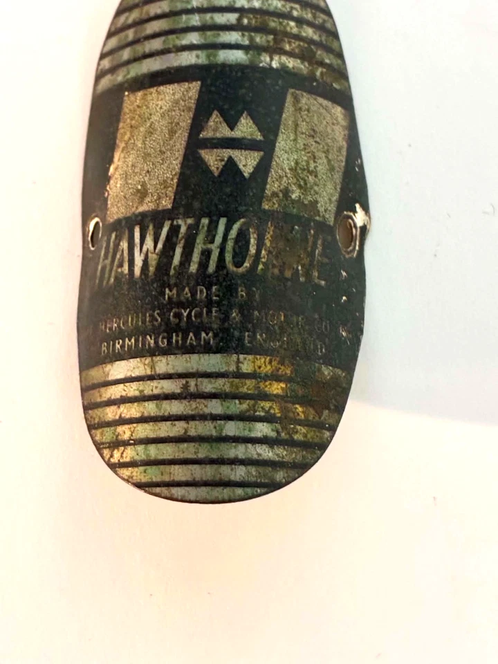 Vintage Hawthorne H Bicycle Head Badge Metal Emblem - Image 2 of 4