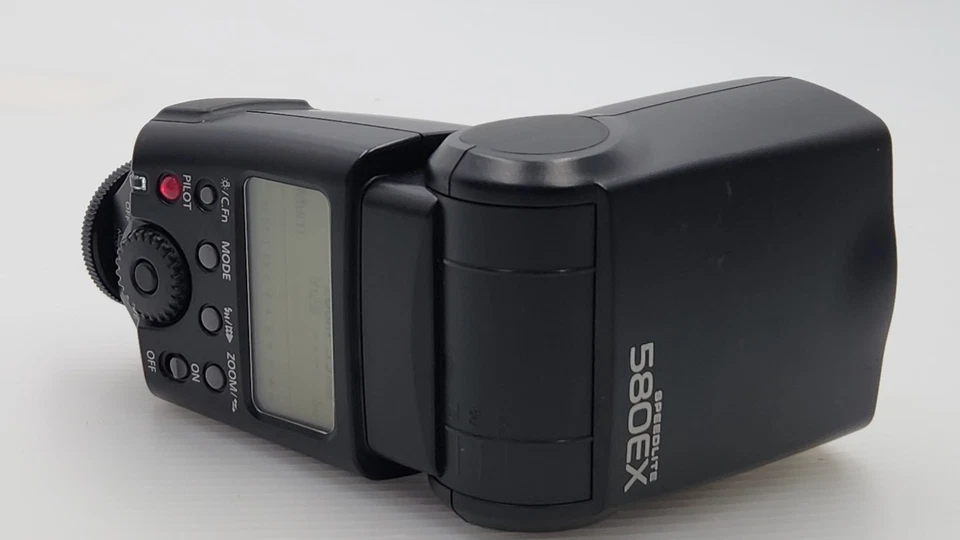 *Exc* Canon Speedlite 580EX Flash Light 33817 - Image 4 of 4