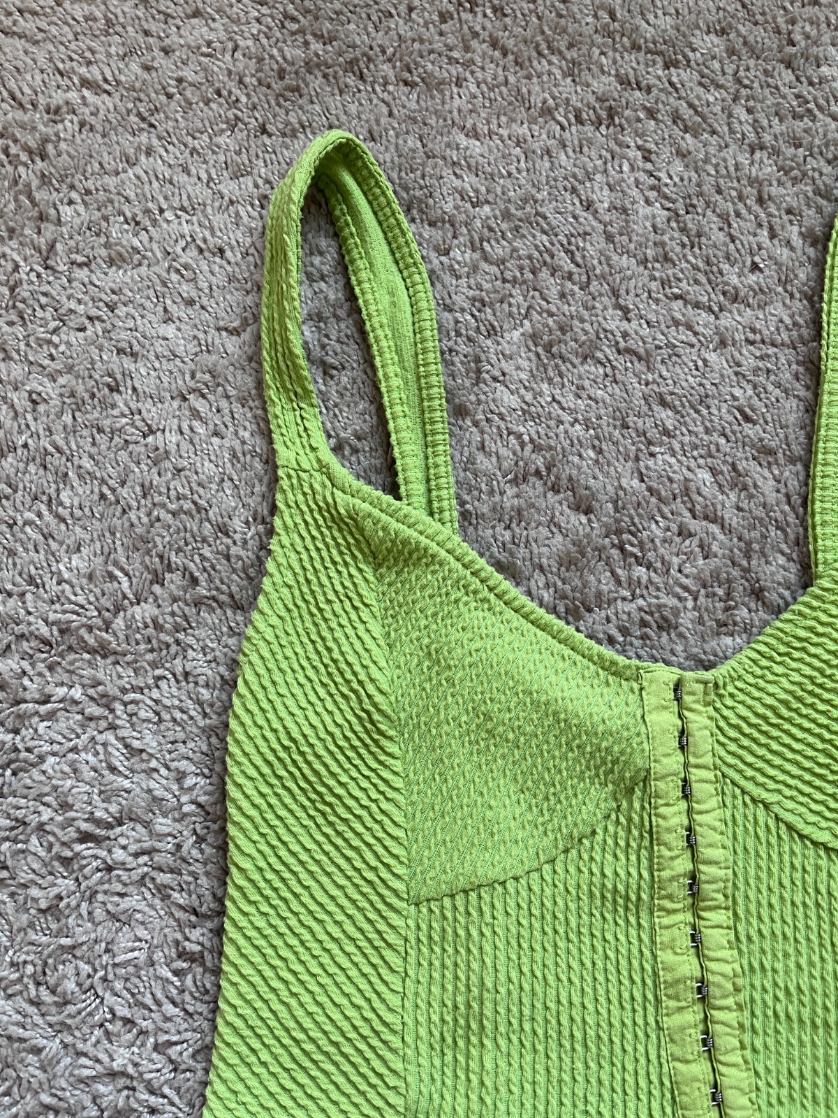 Urban Outfitters Estella Textured Corset Crop Top in Lime Green Size MEDIUM