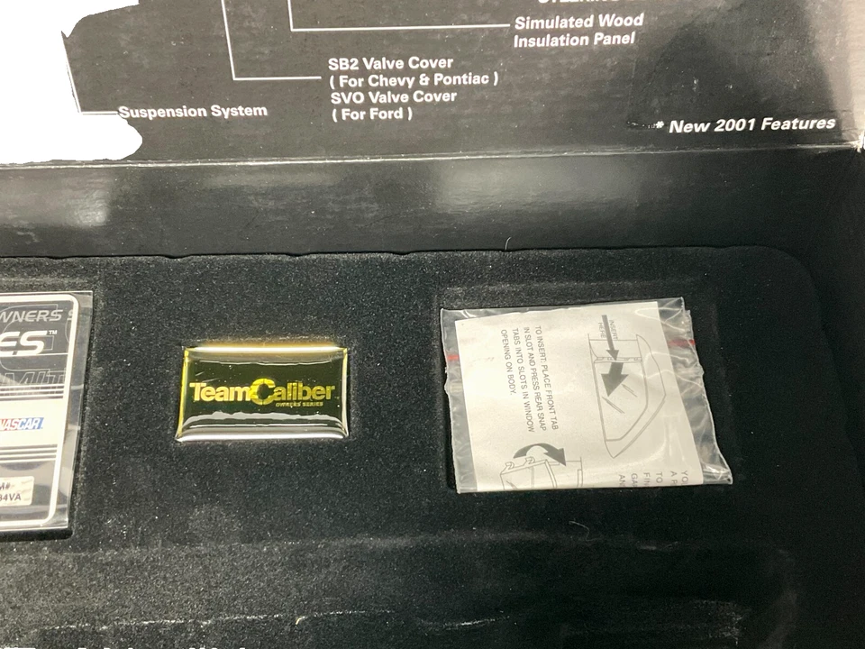 Team Caliber Owners 2001 firmado en oro Johnny Benson #10 Valvoline/Eagle One 1/504 Foto 4 de 4