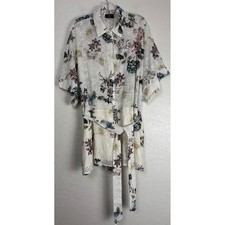 VICI Spring Sky Luxe Floral Eyelet Button Dow...