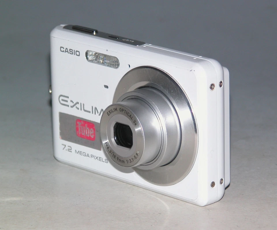 Reconditioned - Casio EXILIM ZOOM EX-Z77 7.2MP Digital Camera - White #5721 - Image 2 of 4