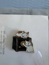 5-pack Naughty Cat Enamel Pin/  Brooches New MSRP: $60