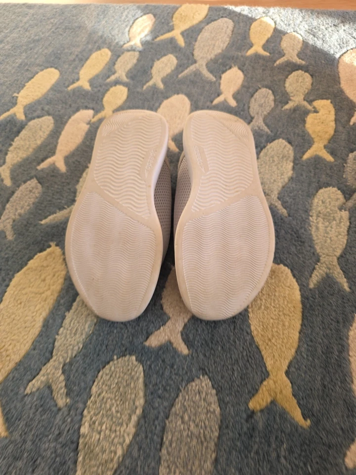 Zapatillas de running Speedo para mujer talla 5/6 blancas/grises Foto 2 de 4