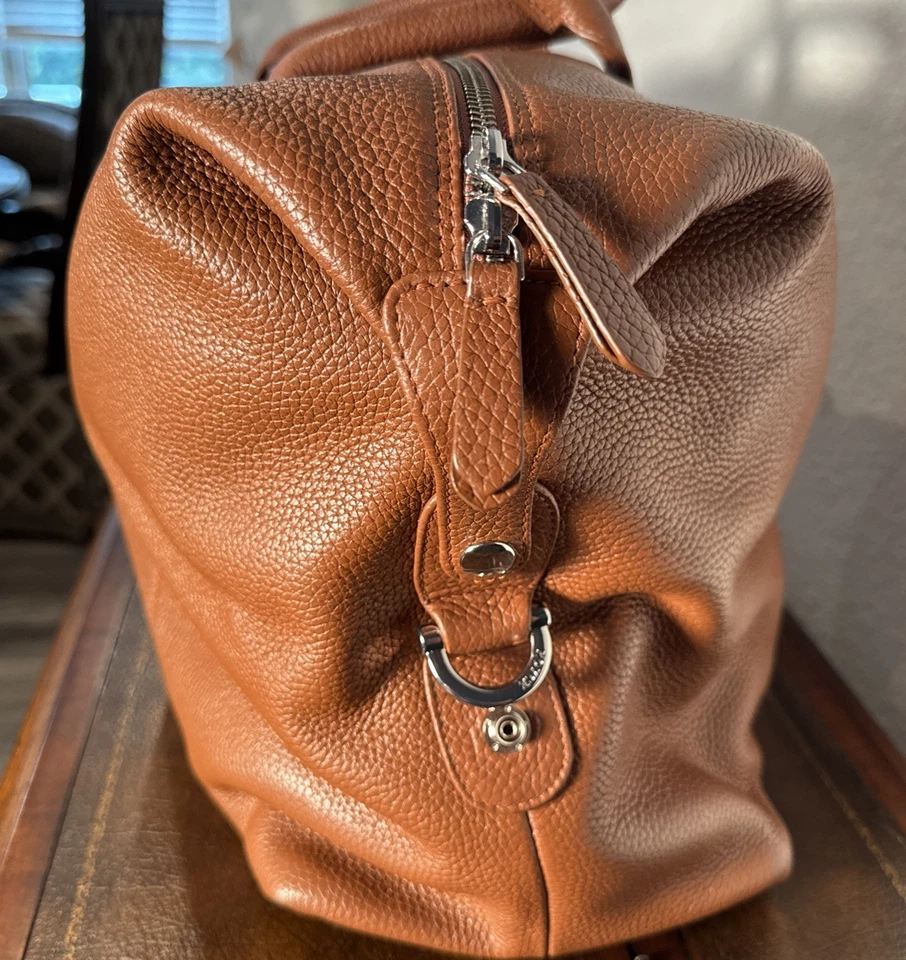 17”x14” Royce Tan Pebble Grain Leather Weekender Duffle Bag Brand New With Strap - Image 4 of 4
