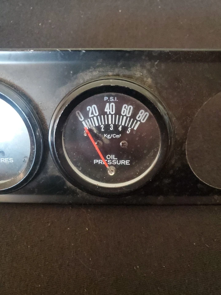 Jeep CJ3B CJ5 CJ6 FC-150 Universal 2" Oil Pressure & Amp Gauges w/ Bracket Foto 3 de 4