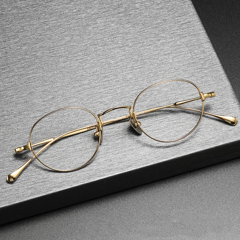 KMN53 Pure Titanium Oval Eyeglasses Frame 7g Japanese Retro
