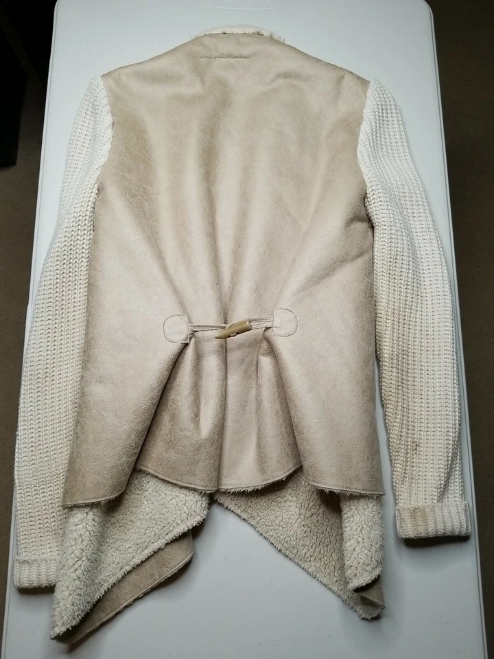 Cárdigan suéter estilo RD para mujer grande frente abierto forrado de piel sintética marfil como está Foto 2 de 4