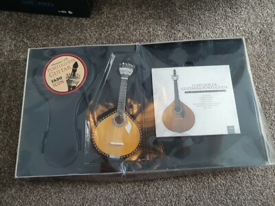 Miniature CD PORTUGUESE GUITAR Fado Icon UK