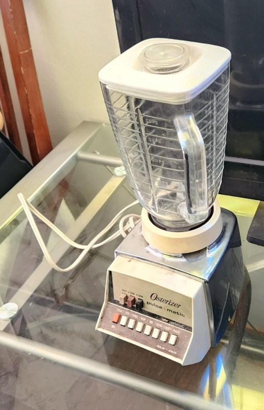 Vintage Osterizer 10 Cycle Imperial Blender  10-Speed Pulse-Matic Mini Chopper