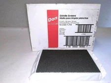 Case of 200 DON Griddle Screens - 4" x 5 1/4" - Grill Mesh Screens J705