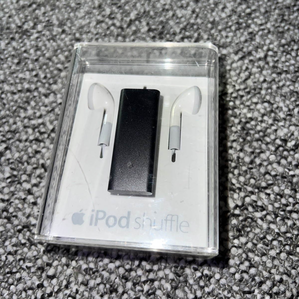 Apple iPod shuffle 3rd Generation Green (2 GB) for sale