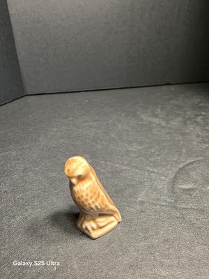 Wade England Hawk Falcon Bird Figurine Brown Ceramic Whimsies Miniature Vintage