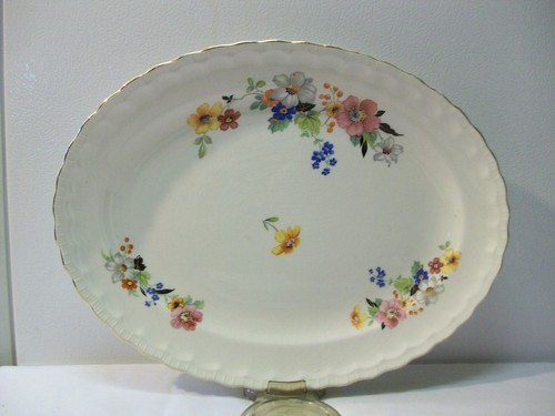 Vintage Pope Gosser Oval Meat Platter- Flowers with Gold Trimmed Rim - Picture 3 of 12