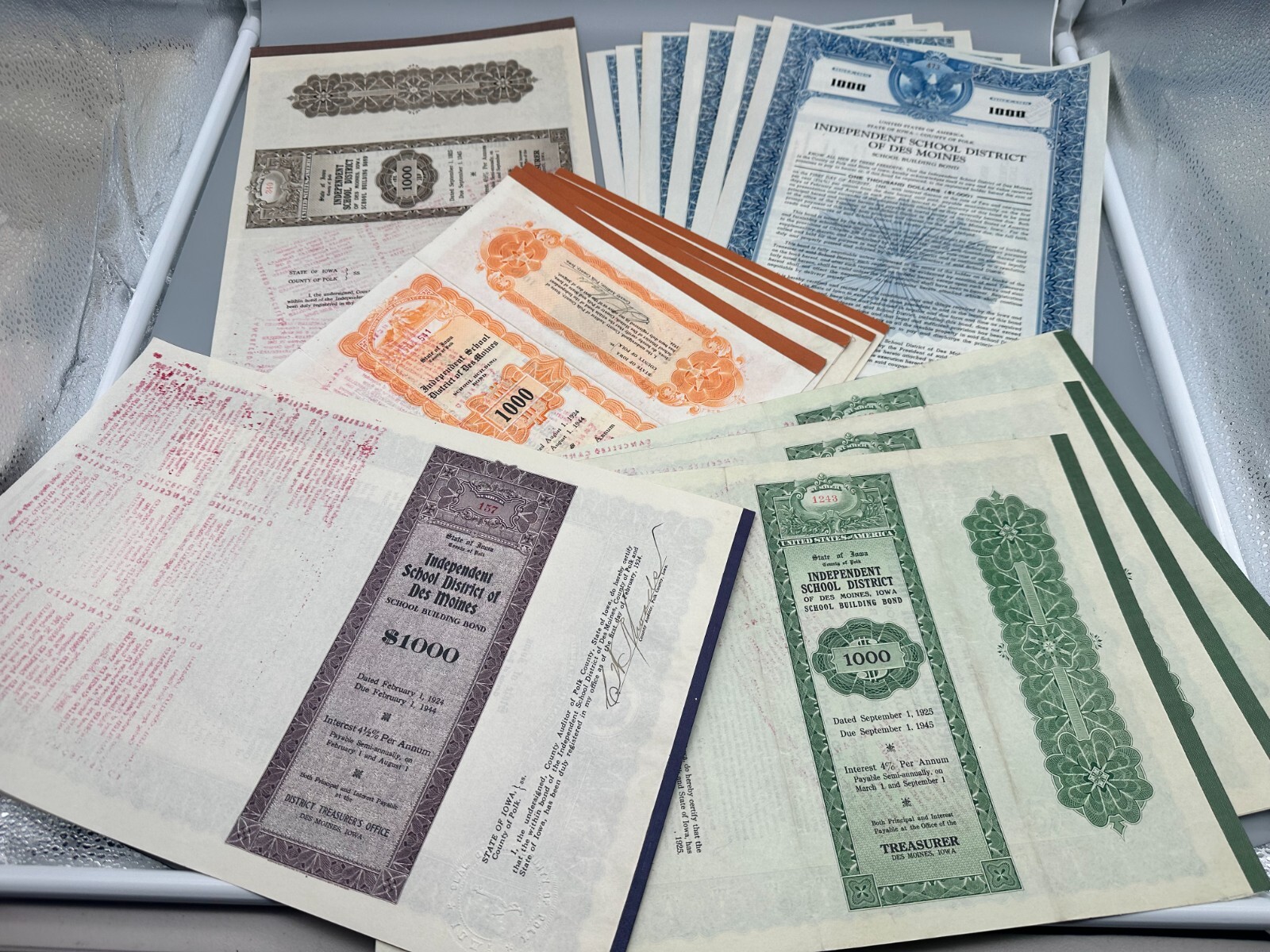 Lot Of 16 Vintage Independent School District Of Des Moines Iowa Bonds 1924-49!