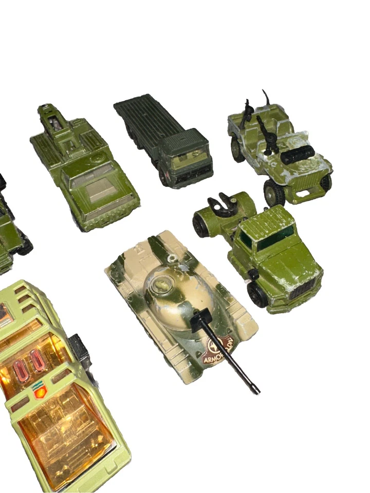 MATCHBOX Adventure 2000 & Battle Kings lot collection Vehicles - Image 3 of 4