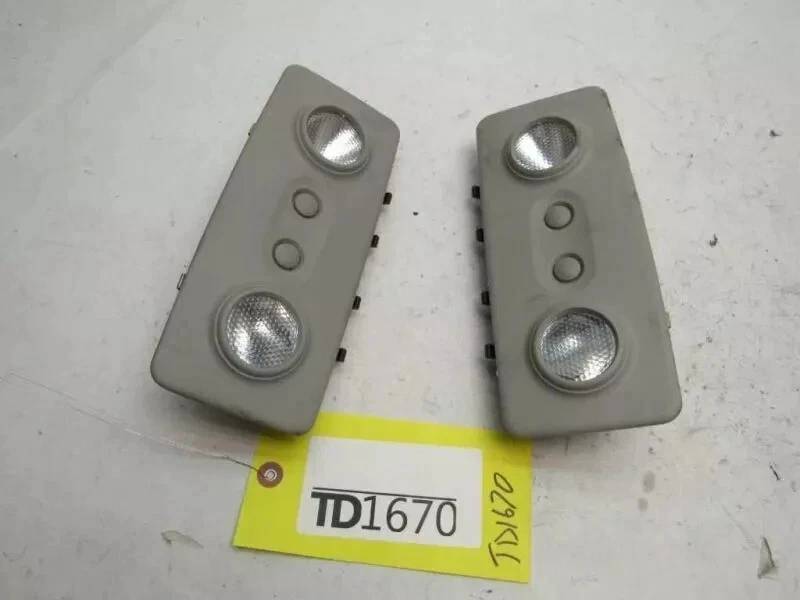 Luz domo techo Outlook 2007 2010 Saturn consola superior lectura mapa lámpara Foto 4 de 4