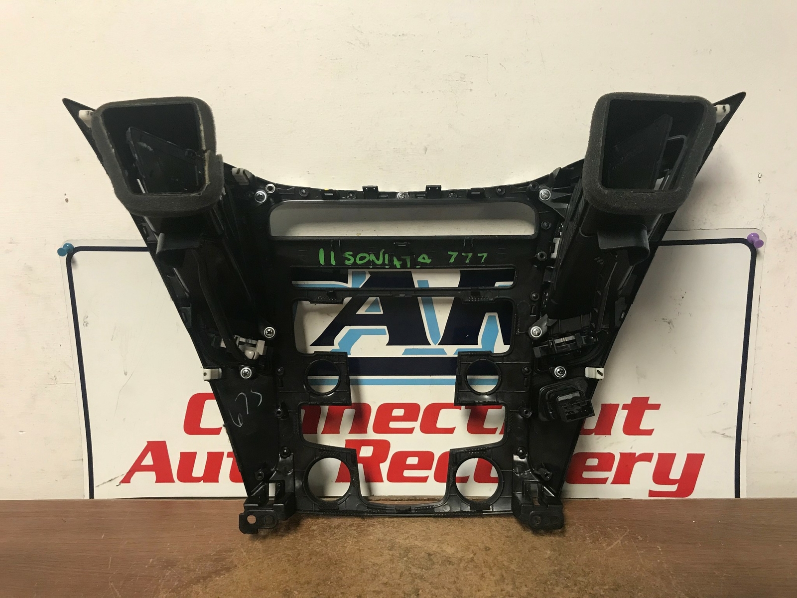 2011 HYUNDAI SONATA DASH BEZEL VENTS 777 eBay