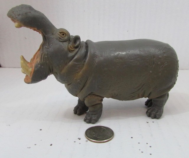 schleich hippo