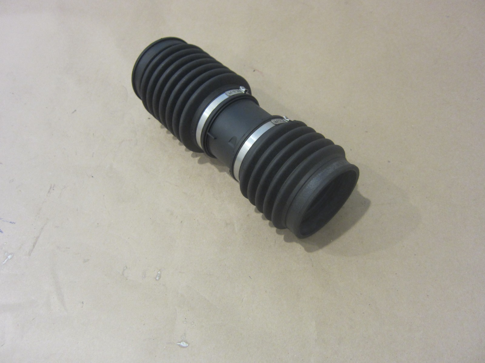 Ferrari California Air Flow Meter With LH Sleeves # 228396  249751