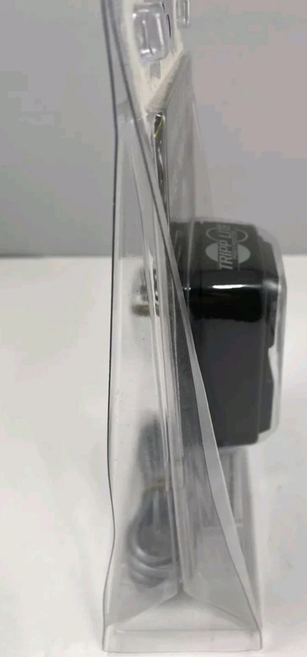 Tripp Lite SMP Notebook Computer Surge Suppressor with RJ11 line NEW in Box - Image 4 of 4