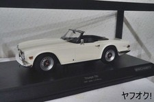 Minichamps Triumph TR6 1969 1 18 diecast car White