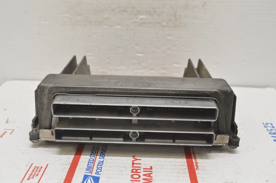 Chevrolet Silverado 2500 12589162 2005 unidad de módulo de control del motor Ecm B76 007 Foto 2 de 4