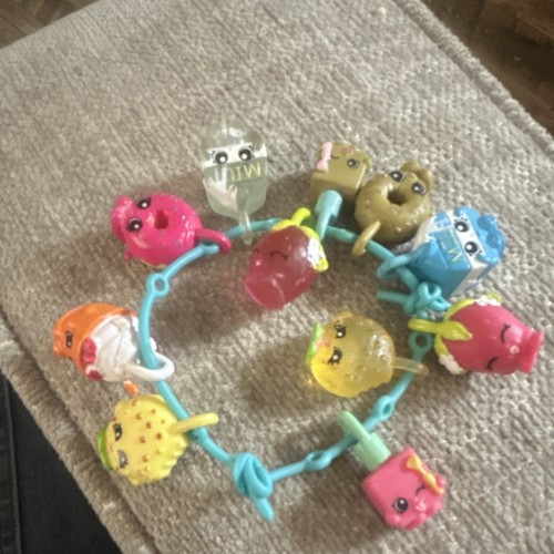 Shopkins Adjustable charm bracelet with 11 charms 