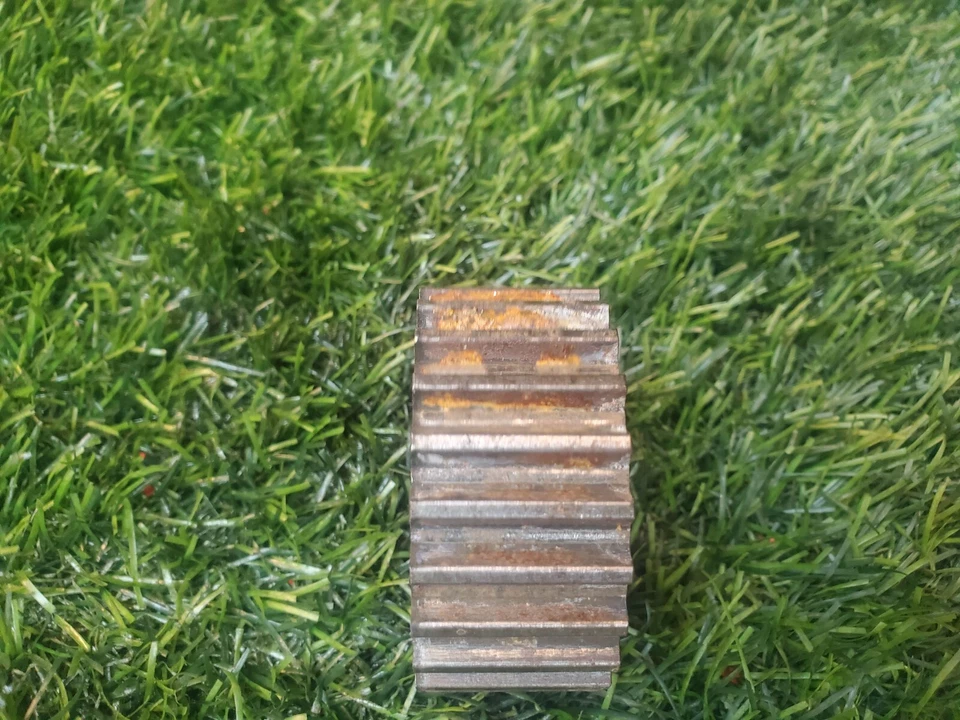 OEM Nissan Skyline GT-R RB26DETT Crank Timing Gear - Image 3 of 4