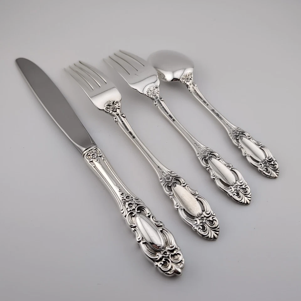 Toalla Gran Duquesa Plata de Ley 4 Piezas Ajuste de Lugar - Sin Monogramas Foto 2 de 3