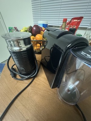 DeLonghi EN85BAE Coffee Maker and Milk Frother