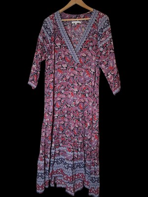 Xirena Tenley Floral Midi Dress Garnet 3/4 Sleeve V Neck Medium Cottagecore 
