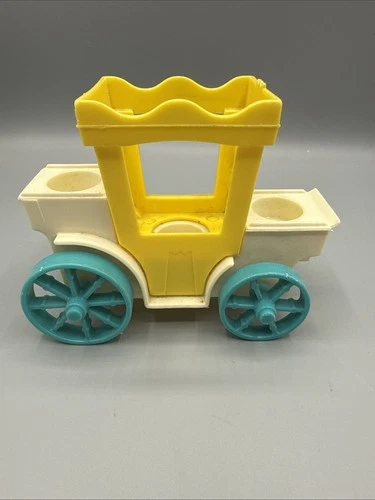 Vintage 1974 Fisher Price Little People Castle #993 Royal Carriage Cart