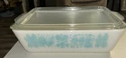Vtg PYREX Lg Refrigerator Dish 503 AMISH BUTTERPRINT TURQUOISE with Lid-Beauty!