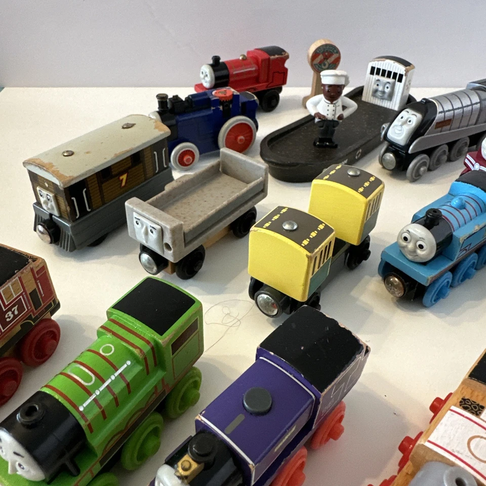 Thomas el Tren Trenes de Madera y Amigos Raro Lote De Colección Foto 4 de 4