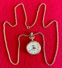 Vntg 10KT Gold Plated Etched Pendant Watch 17 Jewels PEDRE Swiss, 27" Chain RUNS