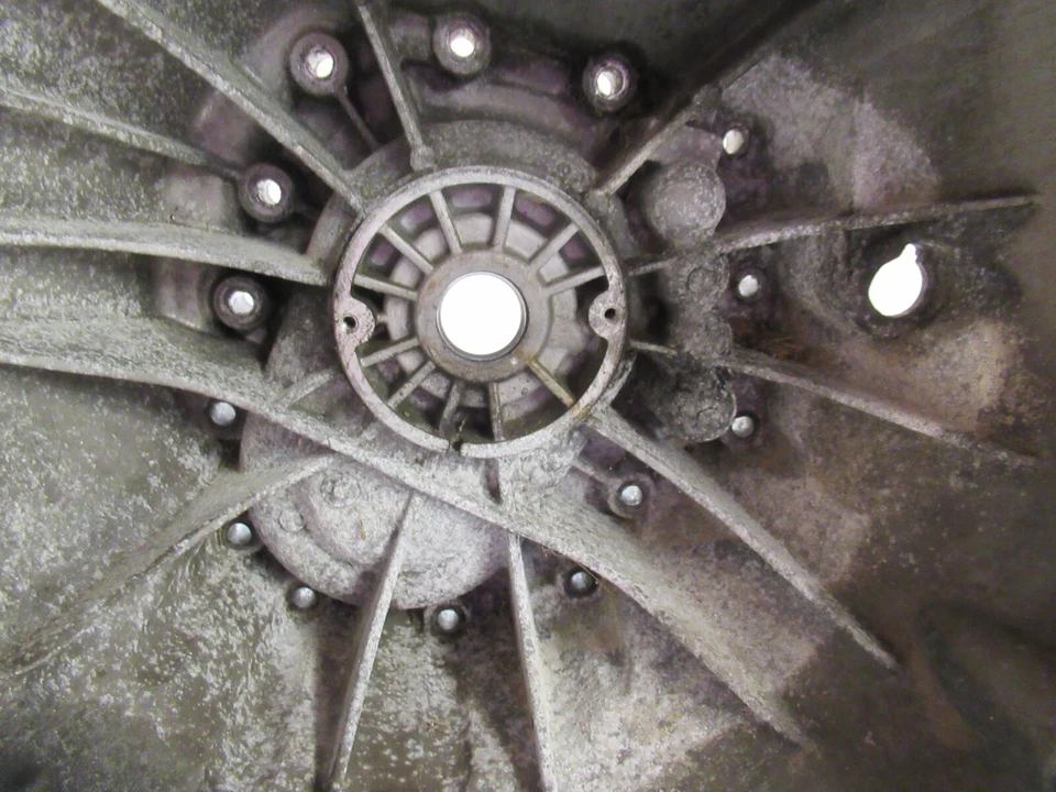 05-10 CAMPANA CAMPANA TRANSMISIÓN MANUAL 5 VELOCIDADES FORD MUSTANG GT 4,6 L TR3650 Foto 3 de 4