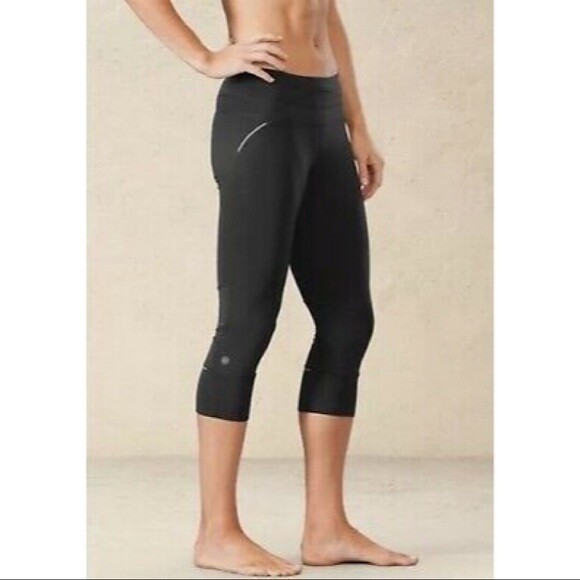 Athleta Relay Capri Plus 2x Black Workout Tight Leggings for sale online | eBay