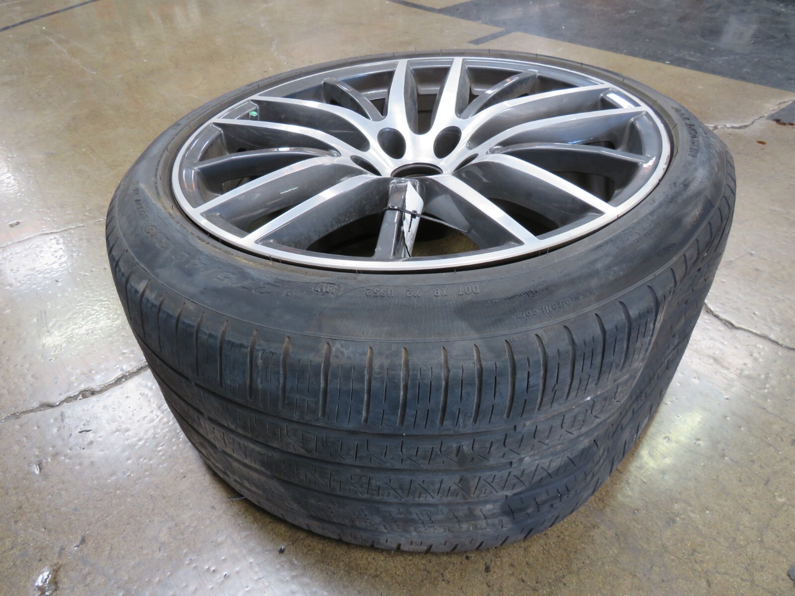 Maserati Ghibli, Rear Wheel, 19' Proteo, Curb Rash, Used, P/N 980157021
