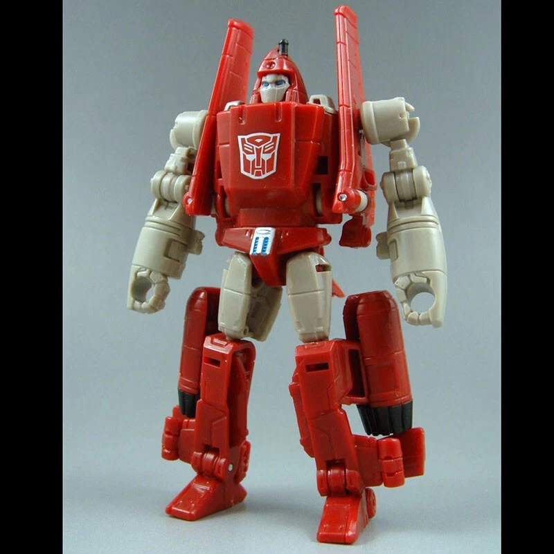 Hasbro Transformers Powerglide Combiner Wars Legends Class Genarations Figure - Image 4 of 4