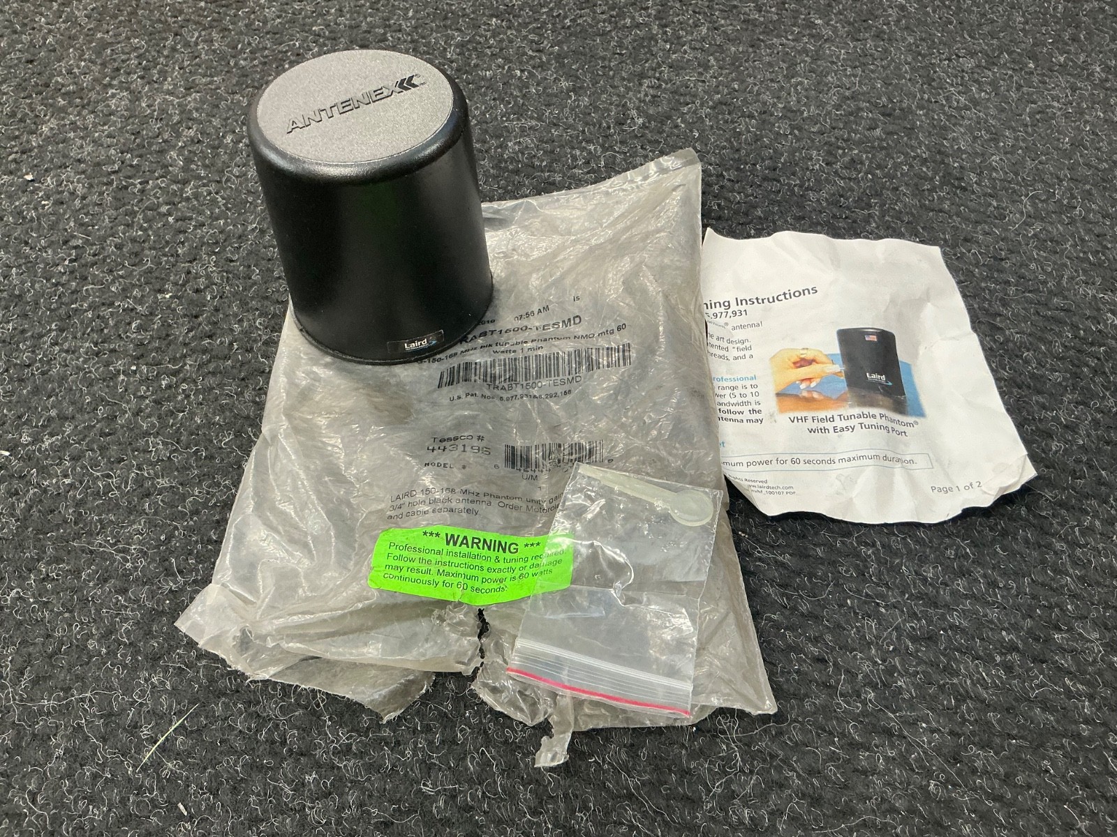 Laird TRABT1500 VHF 150-168MHz Tunable Phantom Antenna NMO Black Tesco 443195