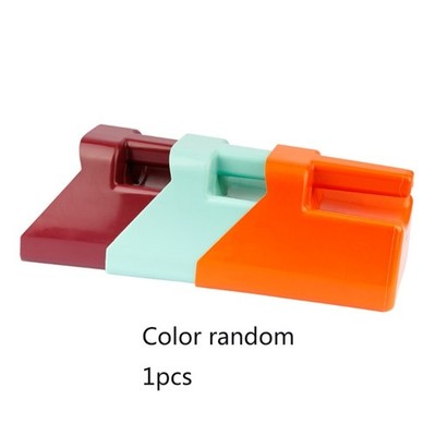 Feed Scoops For Equine Care And Pet Feeding Comfortable Grip Smooth Surfaces