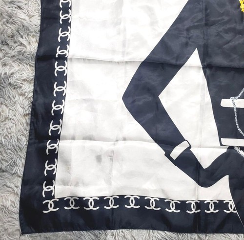 Vintage CHANEL Silk Scarf Mademoiselle Design Black & White Used - Picture 4 of 8