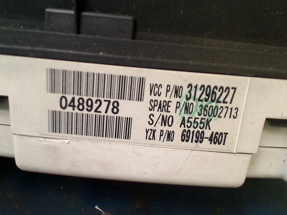 Velocímetro VELOCÍMETRO VOLVO V50 (MW) Combi 2.0 16V (B4204S3) 2010 31296227 Foto 4 de 4