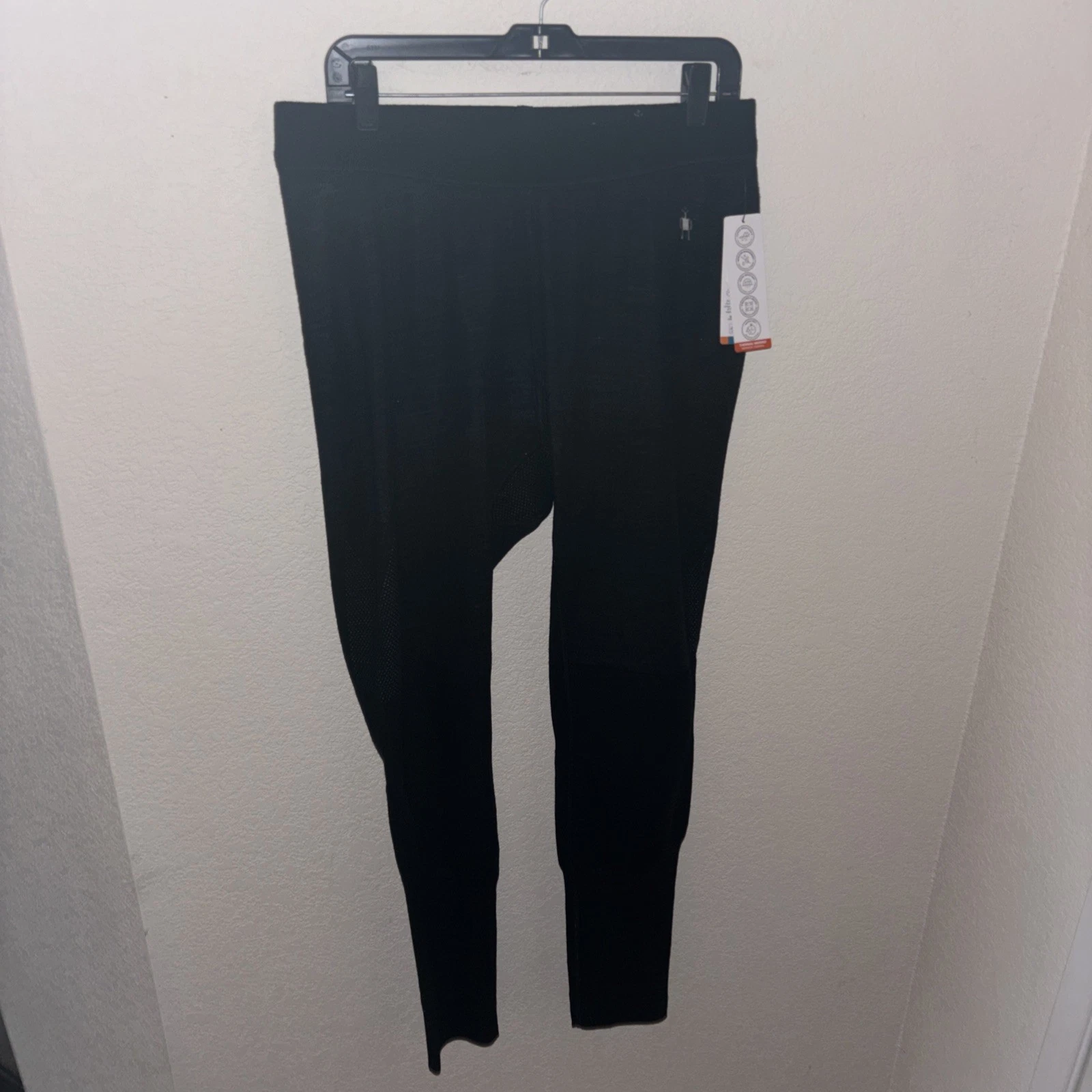 NWT Smartwool Men's XXL Intraknit Merino Base Layer Pants Leggings Black/White
Opens in a new window