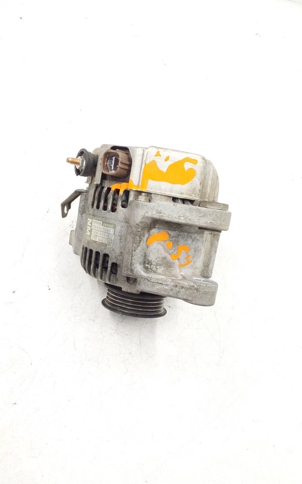 2013 Toyota Yaris Alternator Generator Charging Assembly OEM - Image 2 of 4