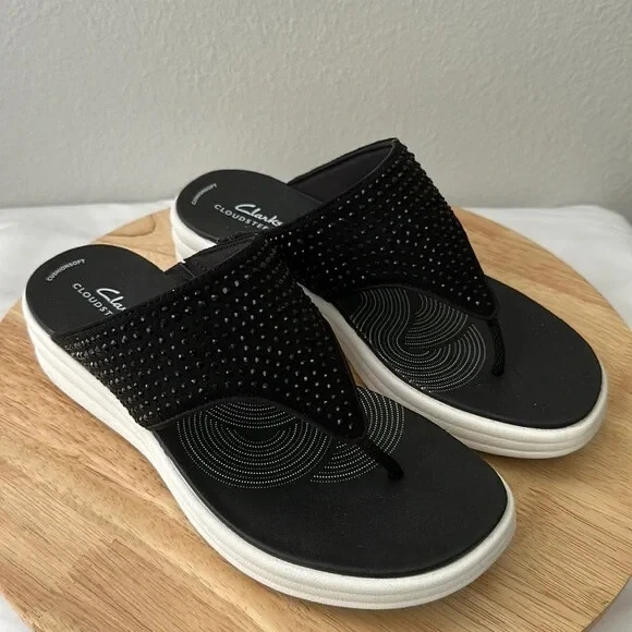 Sandali Clarks Cloudsteppers impreziositi con tanga Drift Jaunt (8 m) a471922 