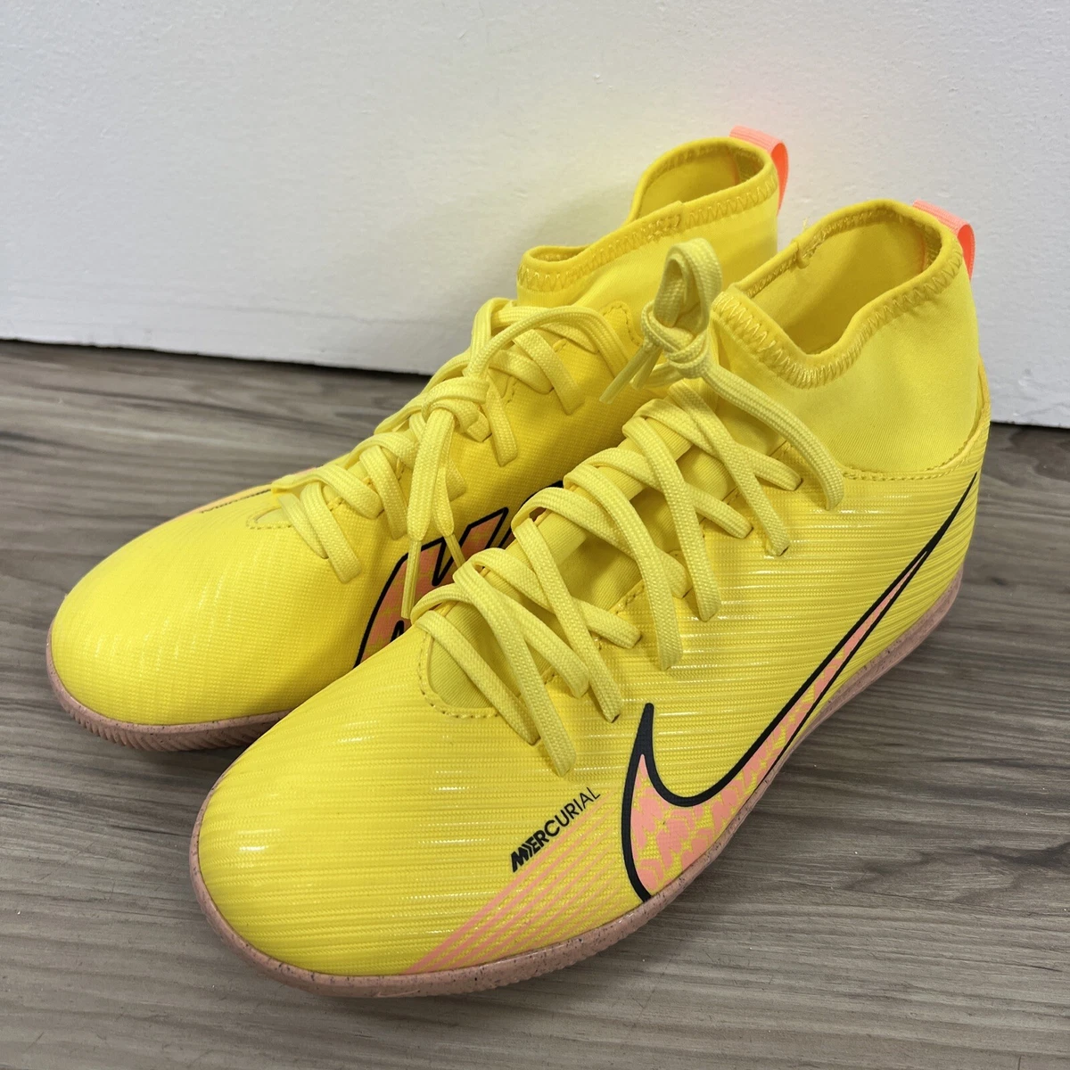 Nike Mercurial Superfly 9 IC Indoor Soccer Cleats Futsal Size 5 DJ5960-780 NWOB |