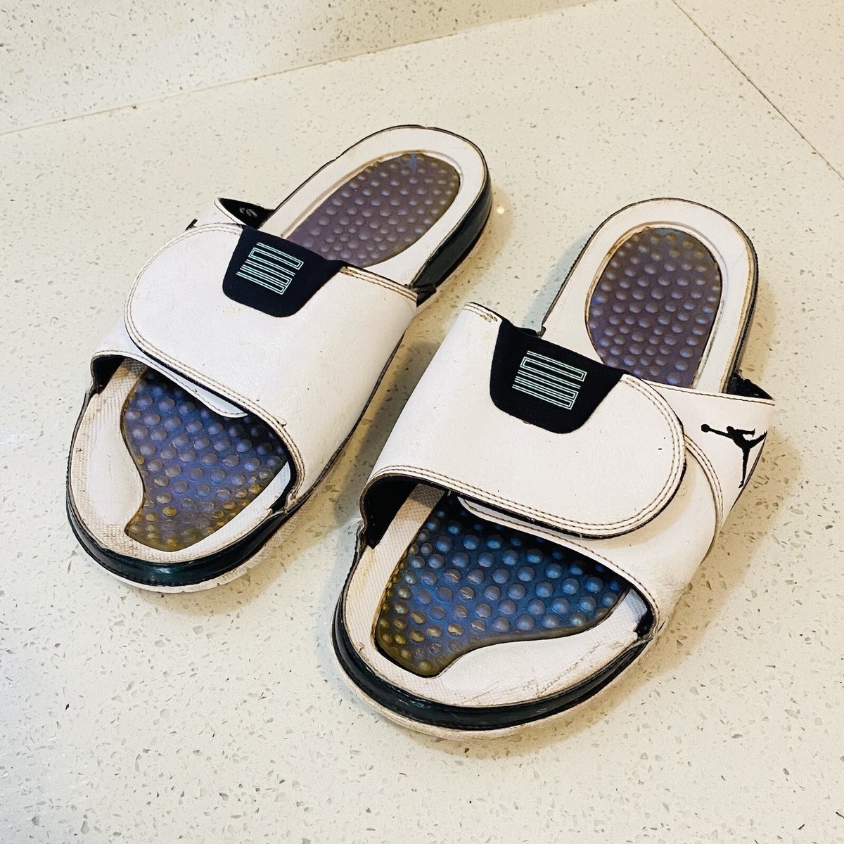 jordan hydro 11 emerald