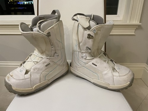 Salomon Women’s Snowboard Boots Linea Size 6